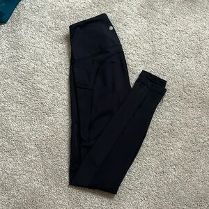 black yogalicious leggings